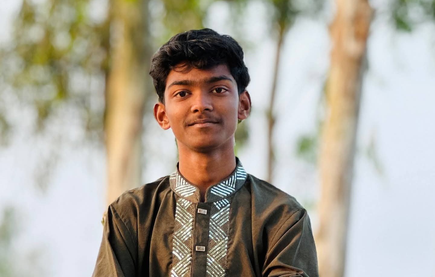 আন্তর্জাতিক প্রতিযোগিতায় পুরস্কার পেল ক্ষেতলালের আশিক
